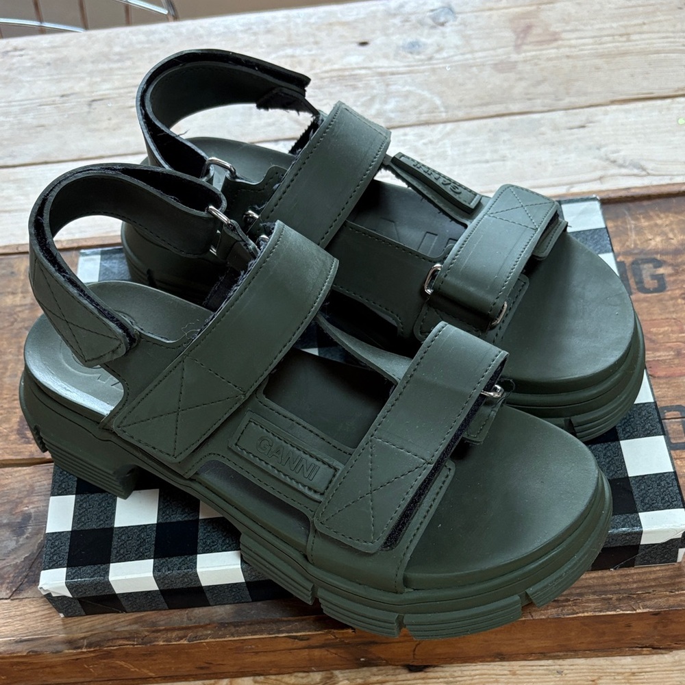 Ganni Olive Green Chunky Sandals - Picture 2 of 4